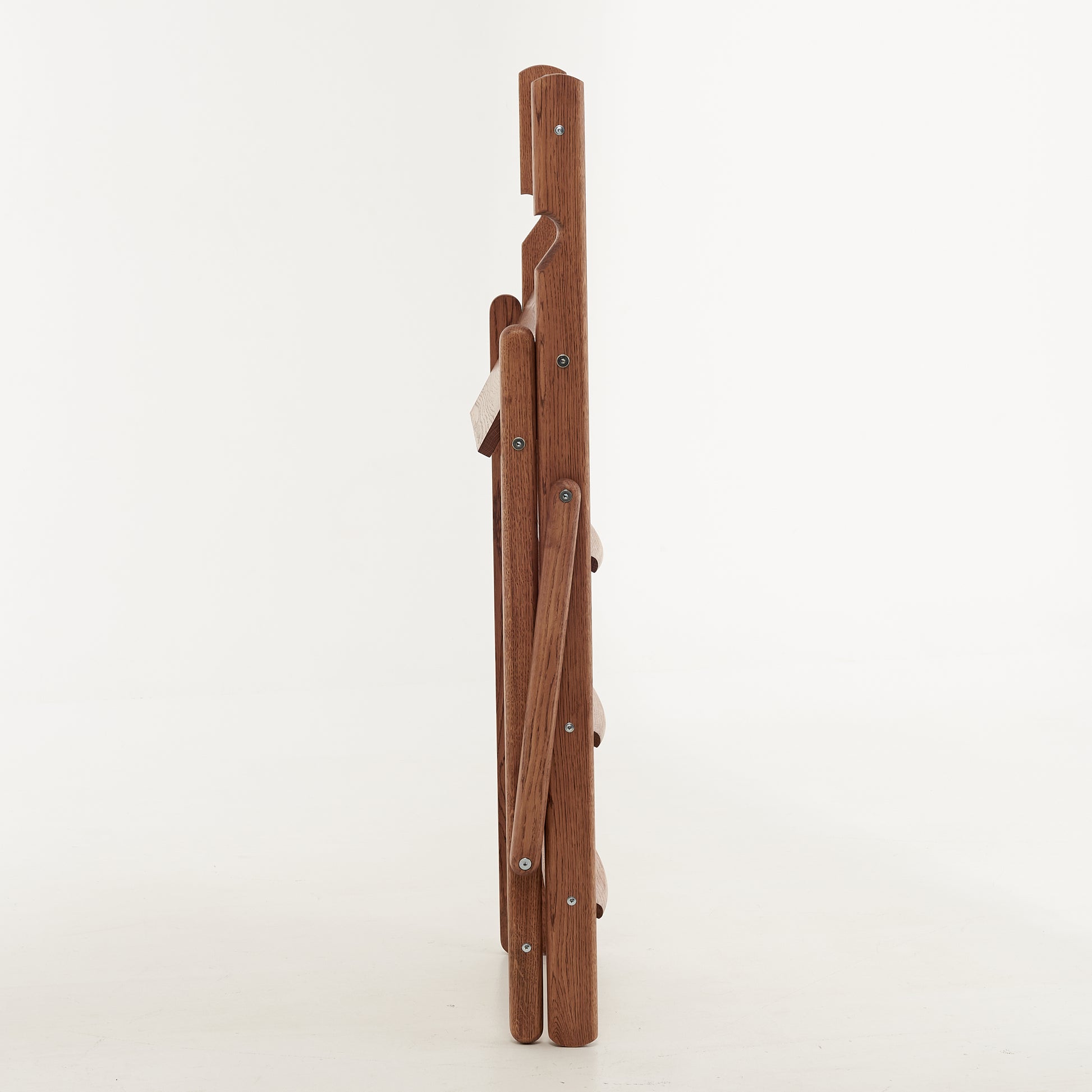 Табурет із натурального дуба зі зручною конструкцією, що складається