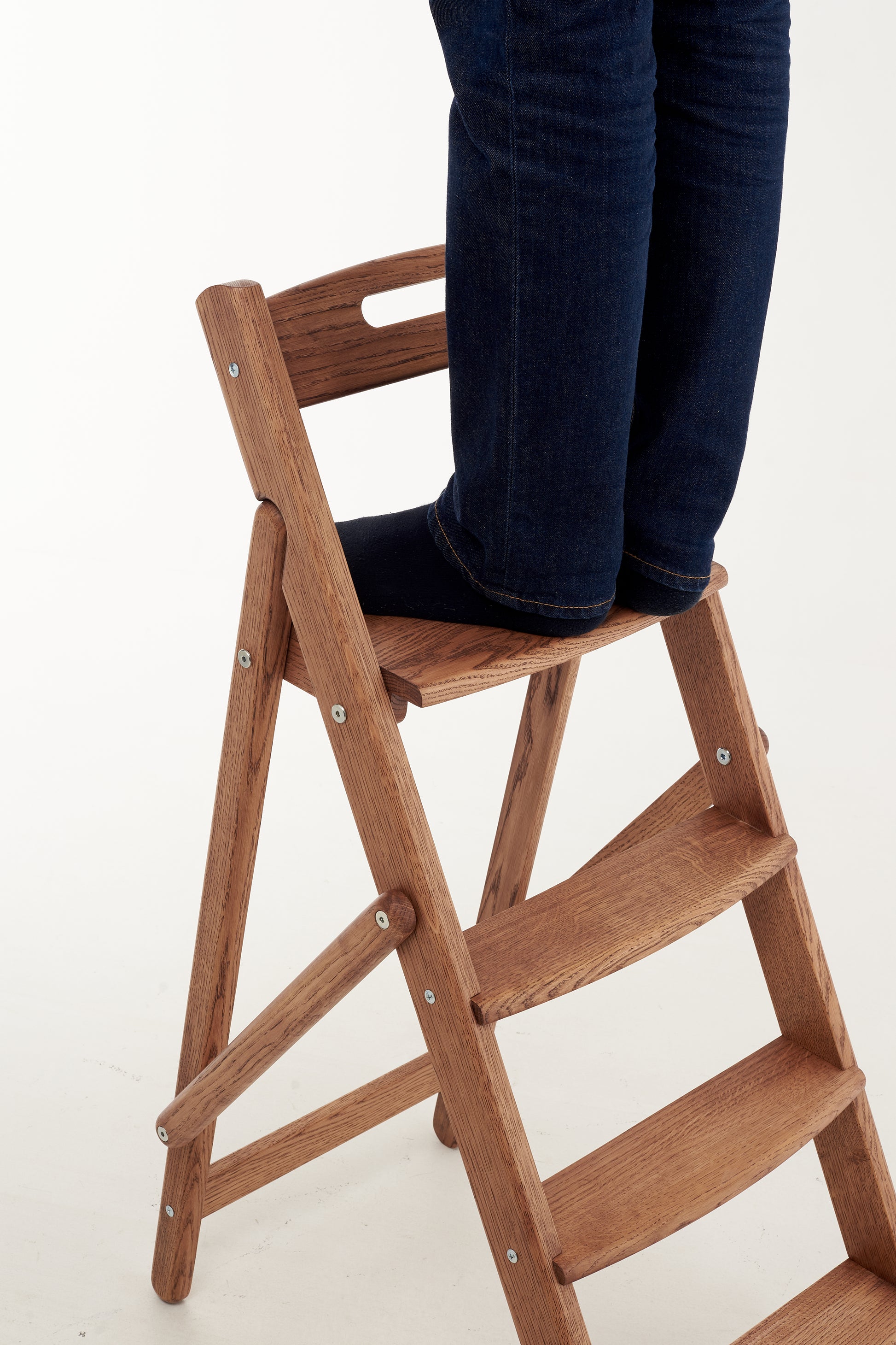 Lightweight and sturdy wooden ladder for everyday use