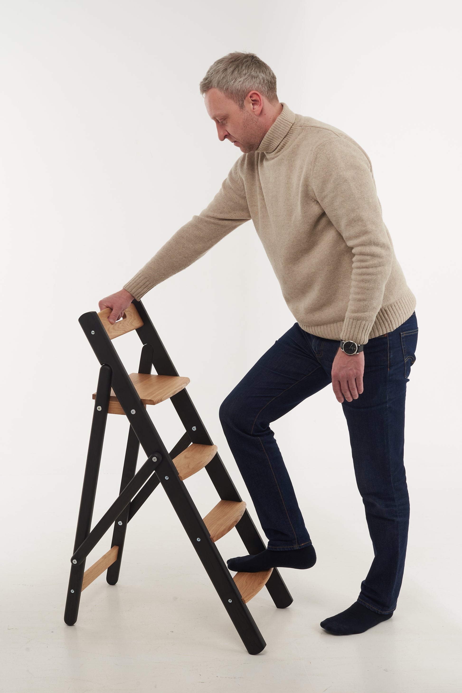 Lightweight and sturdy wooden ladder for everyday use