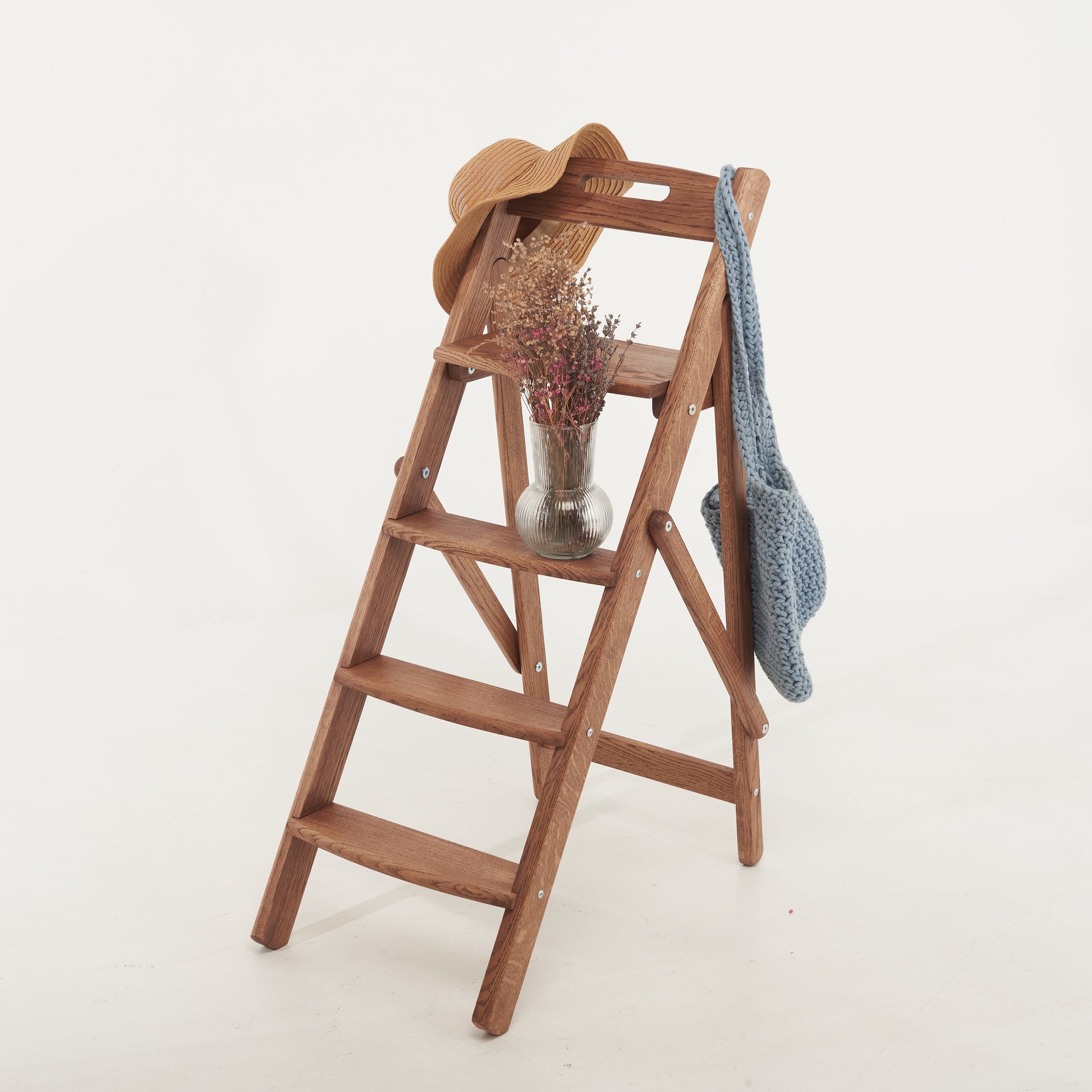 Decorative step ladder for flowers or books