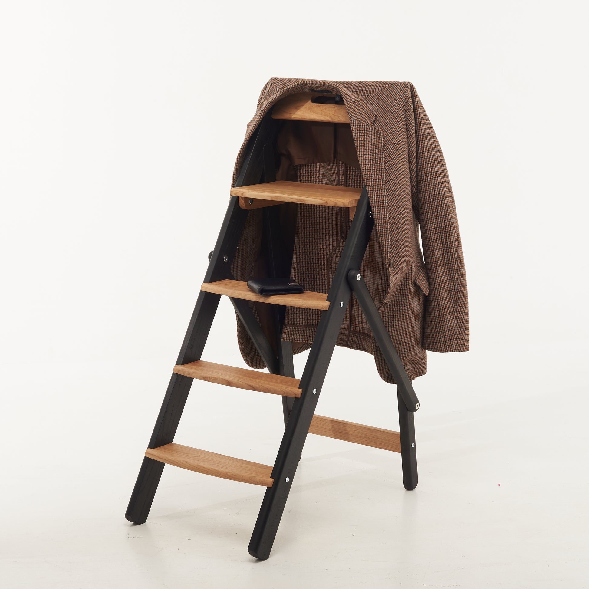 Багатофункціональний дубовий табурет для інтер’єру